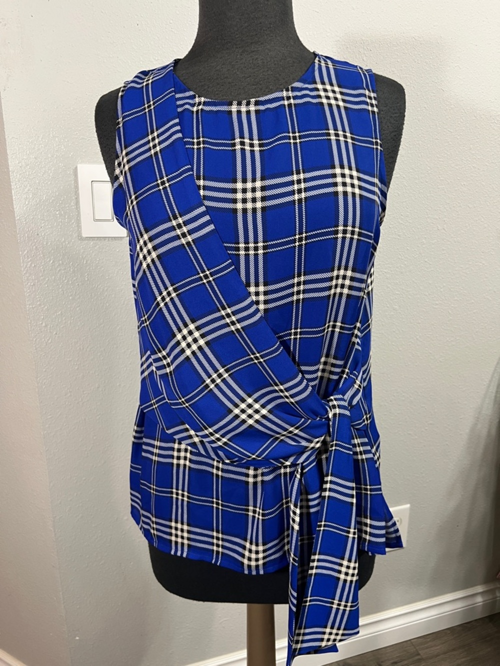 Vince Camuto Royal Blue Plaid Sleeveless Wrap Tie Top